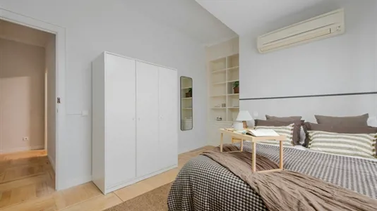 Rooms in Madrid Salamanca - photo 3