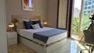Room for rent, Barcelona Eixample, Barcelona, &lt;span class=&quot;blurred street&quot; onclick=&quot;ProcessAdRequest(14073244)&quot;&gt;&lt;span class=&quot;hint&quot;&gt;See streetname&lt;/span&gt;[xxxxxxxxxxxxx]&lt;/span&gt;