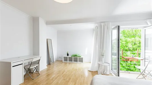 Apartments in Hamburg Eimsbuttel - photo 6