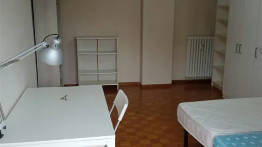 Rooms in Roma Municipio XIV – Monte Mario - photo 3