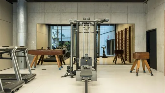 Rooms in Badalona - photo 9