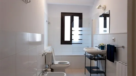 Rooms in Barcelona Ciutat Vella - photo 5