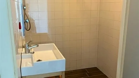 Rooms in Capelle aan den IJssel - photo 6