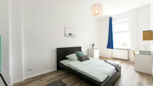 Rooms in Location is not specified - photo 1