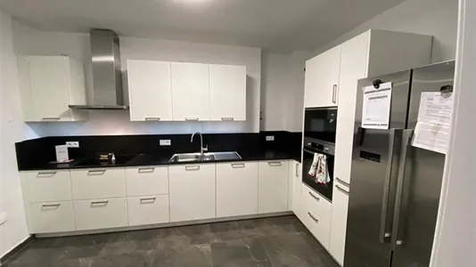 Apartments in Berlin Steglitz-Zehlendorf - photo 2