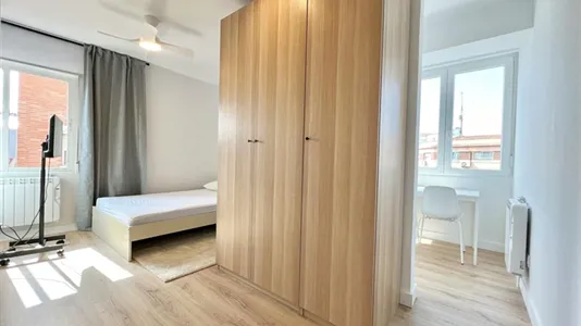 Rooms in Madrid Carabanchel - photo 3
