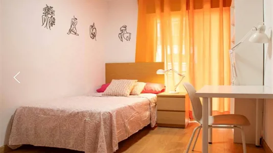 Rooms in Madrid Carabanchel - photo 1