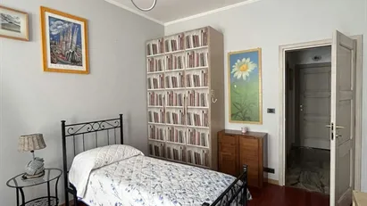 Room for rent in Grugliasco, Piemonte