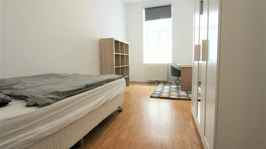 Apartments in Vienna Favoriten - photo 5