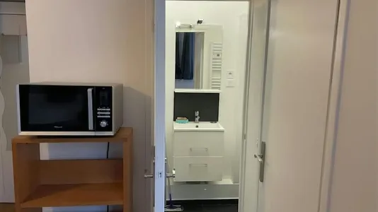 Apartments in Paris 17ème arrondissement - photo 9