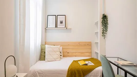 Rooms in Madrid Centro - photo 5