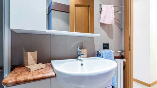 Rooms in Roma Municipio XII – Monte Verde - photo 10