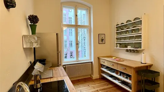 Apartments in Berlin Tempelhof-Schöneberg - photo 2