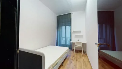 Room for rent in Milano Zona 1 - Centro storico, Milan