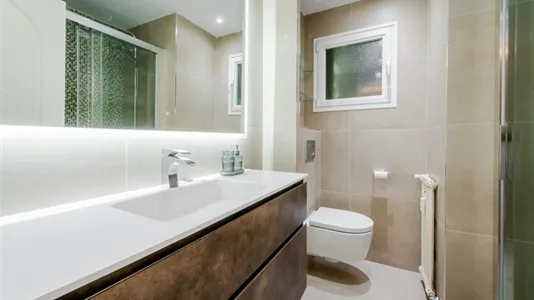 Rooms in Madrid Chamartín - photo 10