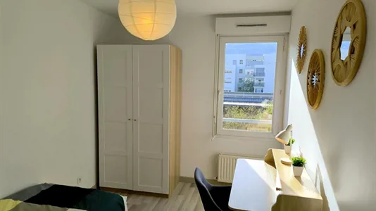 Rooms in Grenoble - photo 1