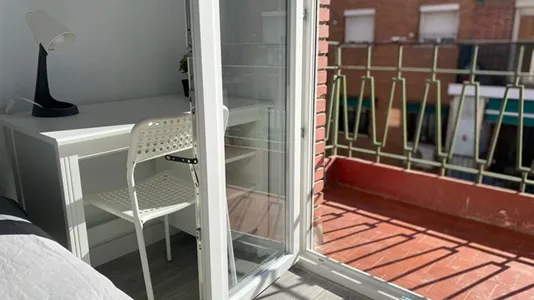 Rooms in Adaro - photo 7