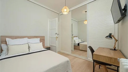 Rooms in Madrid Moncloa-Aravaca - photo 3