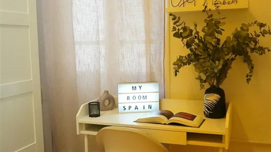 Rooms in Madrid Salamanca - photo 4