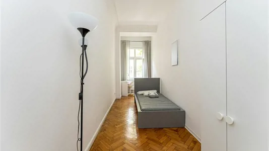 Rooms in Berlin Friedrichshain-Kreuzberg - photo 2