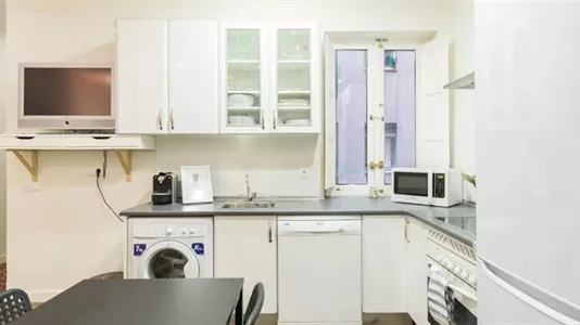 Rooms in Madrid Moncloa-Aravaca - photo 9