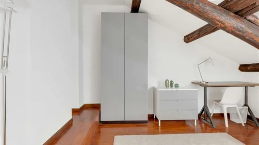 Rooms in Milano Zona 2 - Stazione Centrale, Gorla, Turro, Greco, Crescenzago - photo 1