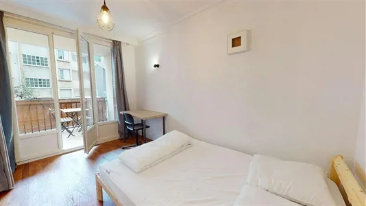 Rooms in Lyon - photo 1