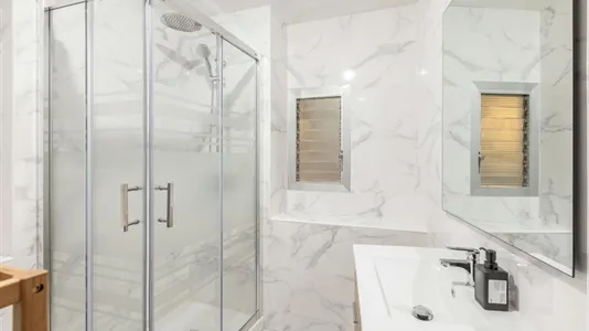 Rooms in Valencia L'Eixample - photo 5