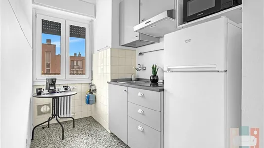 Apartments in Milano Zona 5 - Vigentino, Chiaravalle, Gratosoglio - photo 4