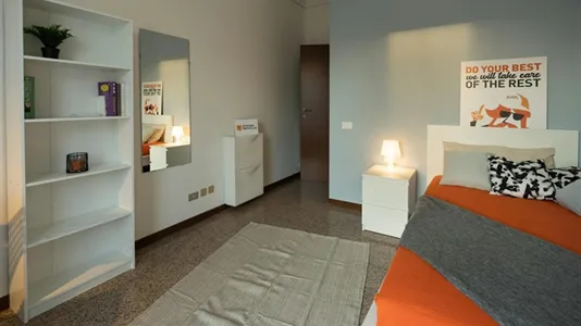 Rooms in Lecco - photo 1