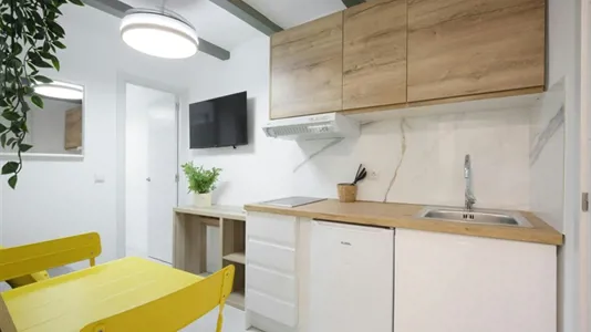 Apartments in Madrid Salamanca - photo 2