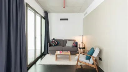 Room for rent in Badalona, Cataluña