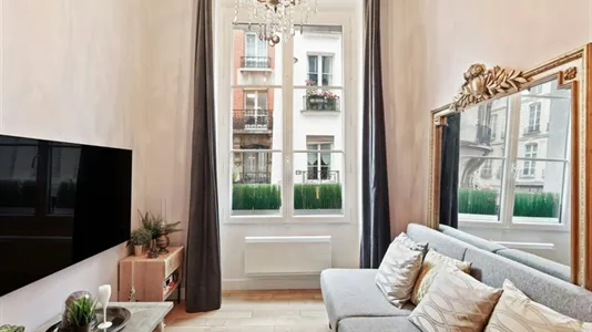 Apartments in Paris 1er arrondissement - photo 4