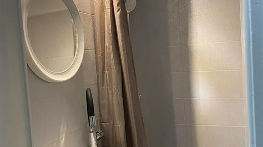 Rooms in Volos - photo 7