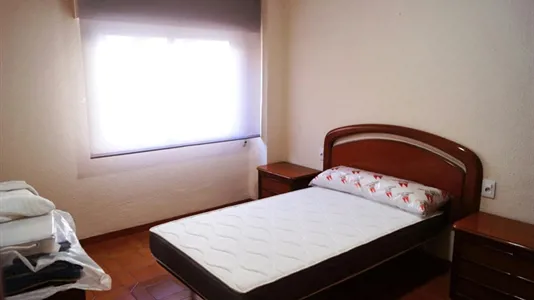 Rooms in Castellón de la Plana/Castelló de la Plana - photo 2