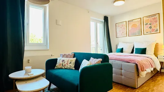 Apartments in Berlin Steglitz-Zehlendorf - photo 1