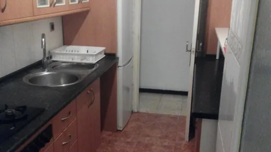 Rooms in Barcelona Sants-Montjuïc - photo 6