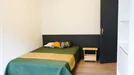 Room for rent, Lyon, Auvergne-Rhône-Alpes, &lt;span class=&quot;blurred street&quot; onclick=&quot;ProcessAdRequest(12353546)&quot;&gt;&lt;span class=&quot;hint&quot;&gt;See streetname&lt;/span&gt;[xxxxxxxxxxxxx]&lt;/span&gt;