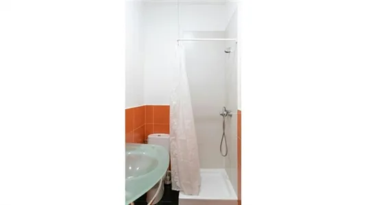 Rooms in Madrid Chamberí - photo 9