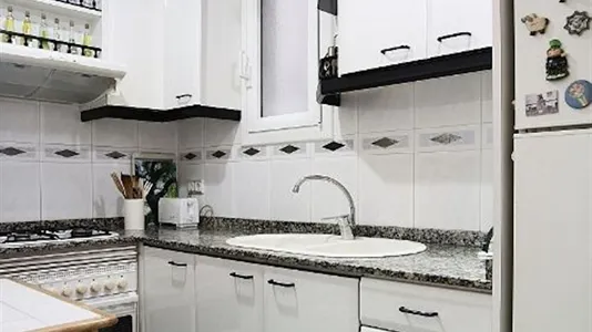 Rooms in Barcelona Eixample - photo 8