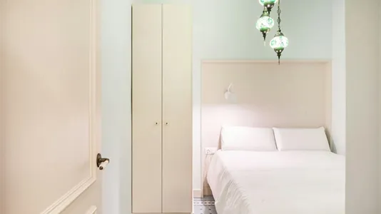 Apartments in Barcelona Ciutat Vella - photo 9