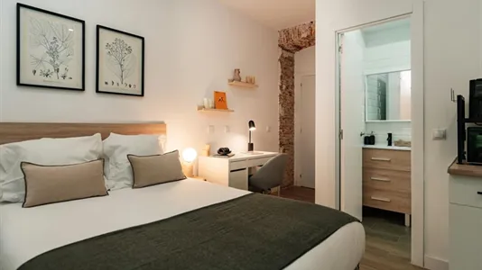 Rooms in Madrid Retiro - photo 1