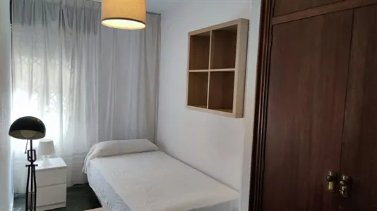 Rooms in Murcia - photo 2