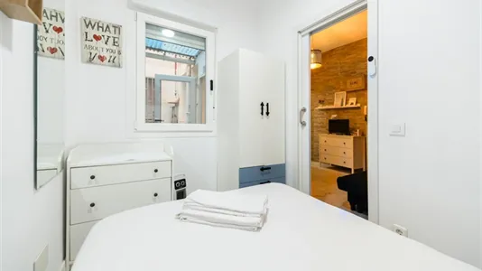 Apartments in Madrid Centro - photo 4