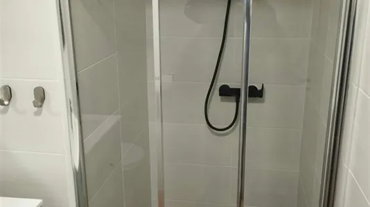 Rooms in Murcia - photo 10