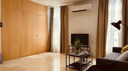 Apartments in Valencia Ciutat Vella - photo 6