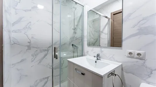 Rooms in Madrid Centro - photo 4
