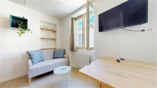 Apartments in Saint-Étienne - photo 7