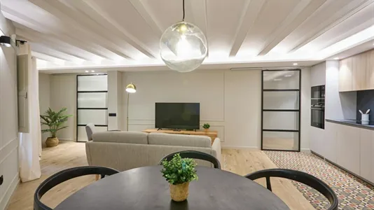 Apartments in Barcelona Ciutat Vella - photo 8