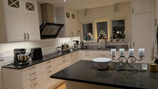 Houses in Öckerö - photo 5